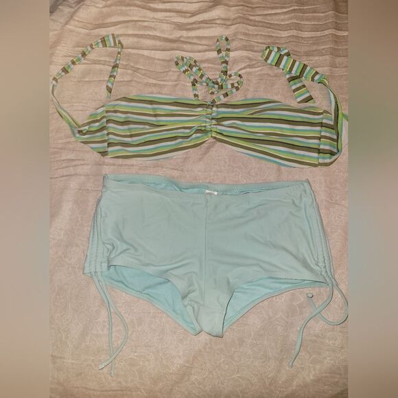 One Swimwear bathing suit - Picture 1 of 16